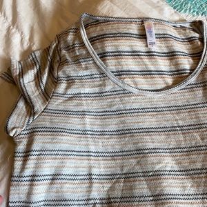 Lularoe NWT XL Classic Tee Elegant
